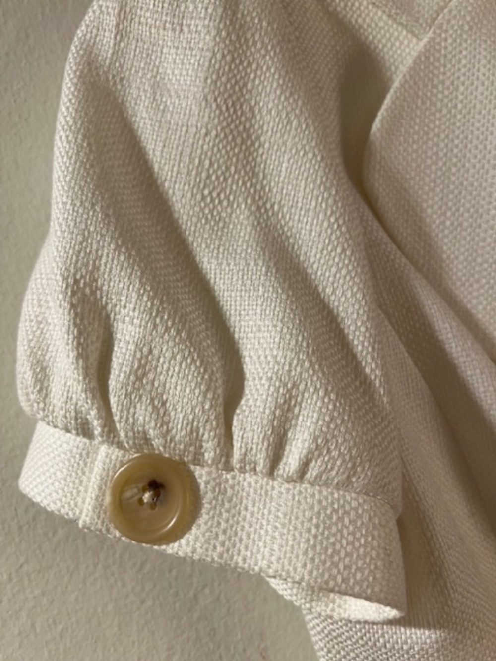 Banana Republic Short-Sleeve Blazer & Shorts Set (2000s) - Picture 3 of 9